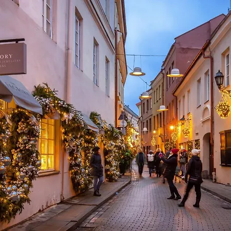 Luxury 2bdr Heart Of Old Town Апартаменты *