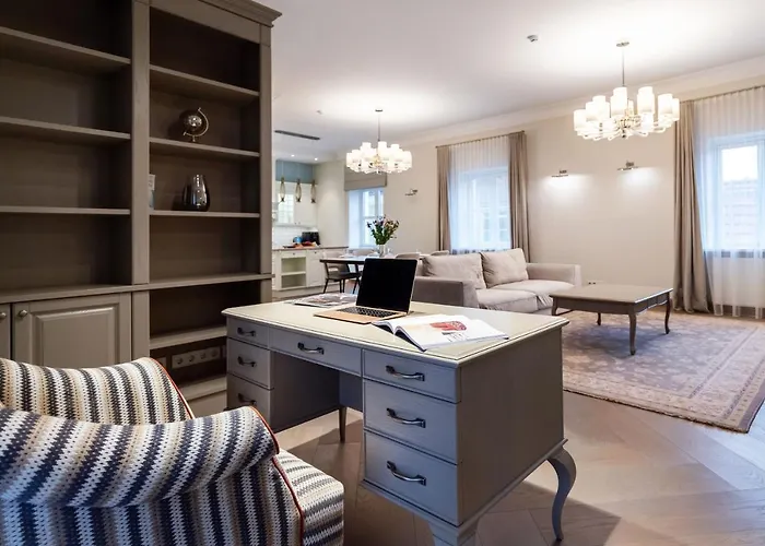 Apartment Luxury 2bdr Heart Of Old Town