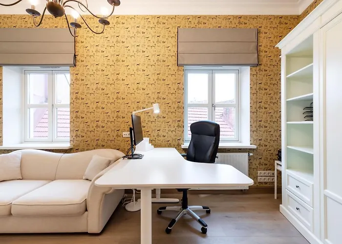 Luxury 2bdr Heart Of Old Town Appartement