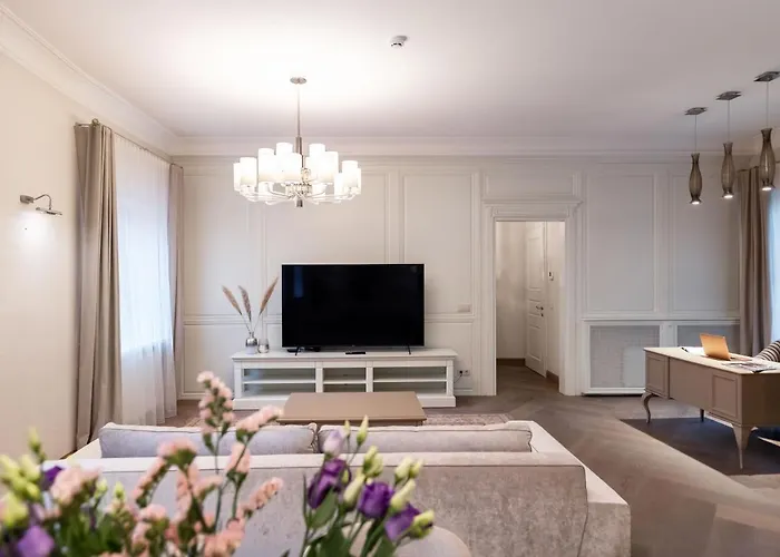 Apartment Luxury 2bdr Heart Of Old Town