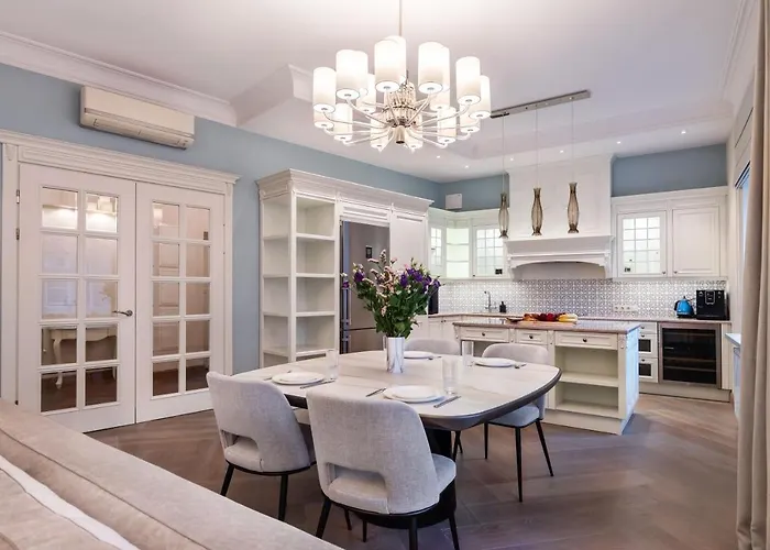 Luxury 2bdr Heart Of Old Town Vilnius